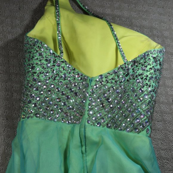 Gorgeous Full Length Formal Dress with Beaded Bodice and Layered Sheer Skirt - Picture 3 of 5